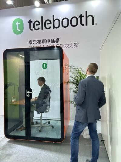 Modern Acoustic 1-2 Person Office Cabin