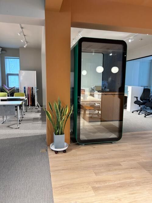 Soundproof Telephone And Meeting Booth