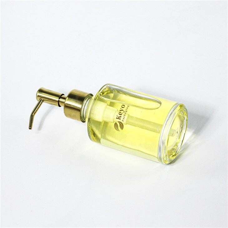 glass shampoo bottle (2)