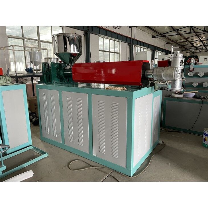 71ee7a1db5b330287cde50ef60a9943(001)