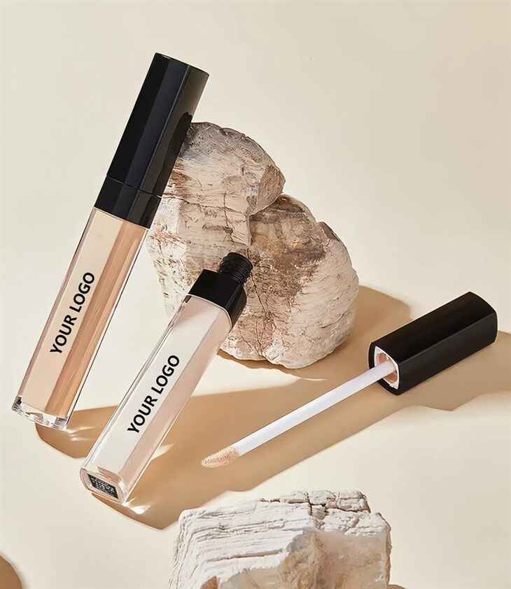 liquid Concealer hides dark circles and spots01_