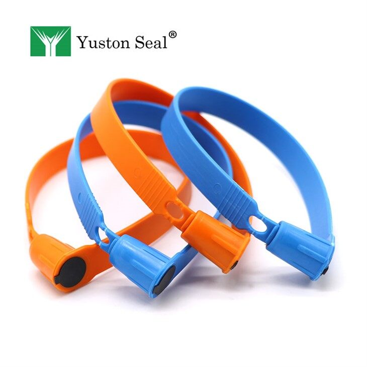 plastic strip seal