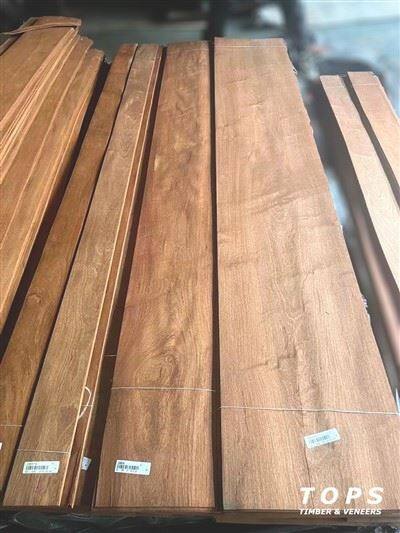 Natural Sapelli Wood Veneer Sliced Veneer suppliers