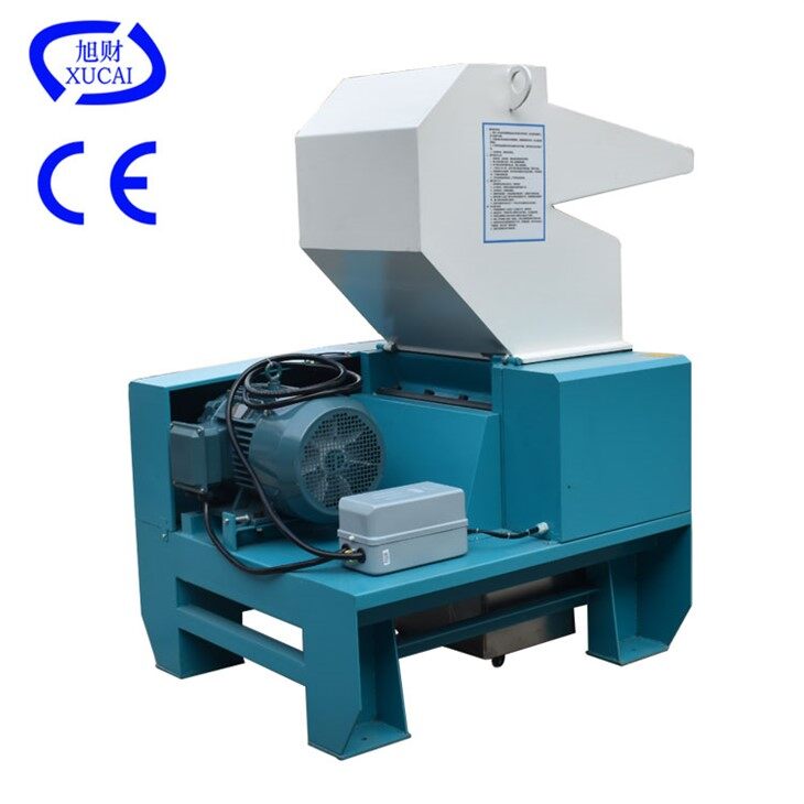 PET plastic bottle crusher