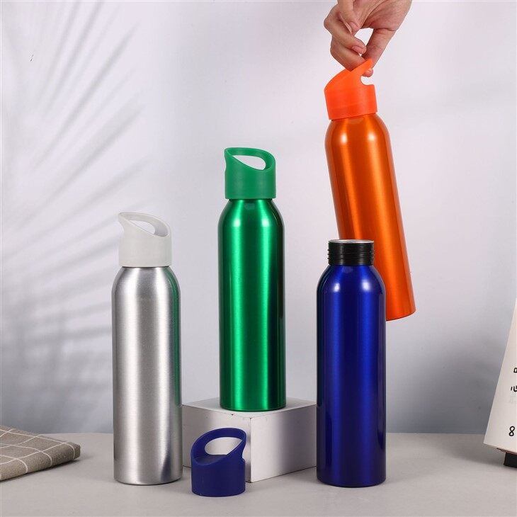 アルミニウムの再利用可能な水筒