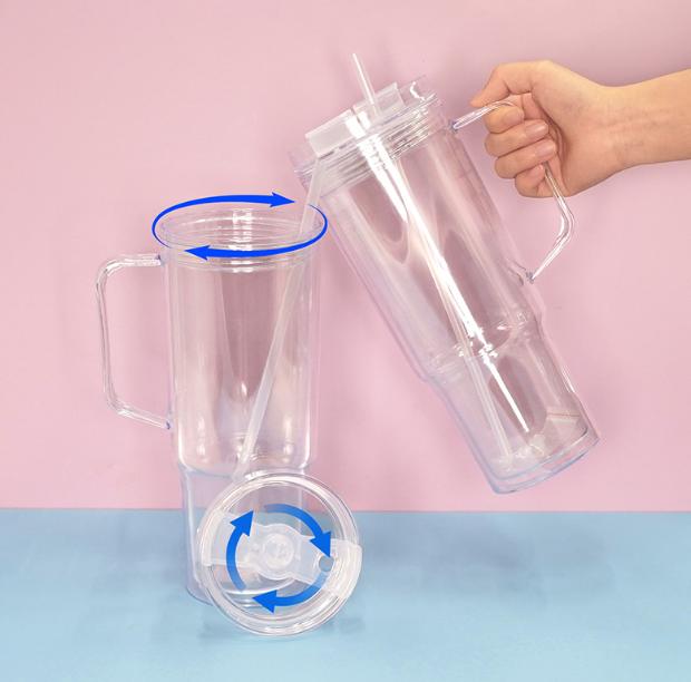 Plastic Tumbler With Handle