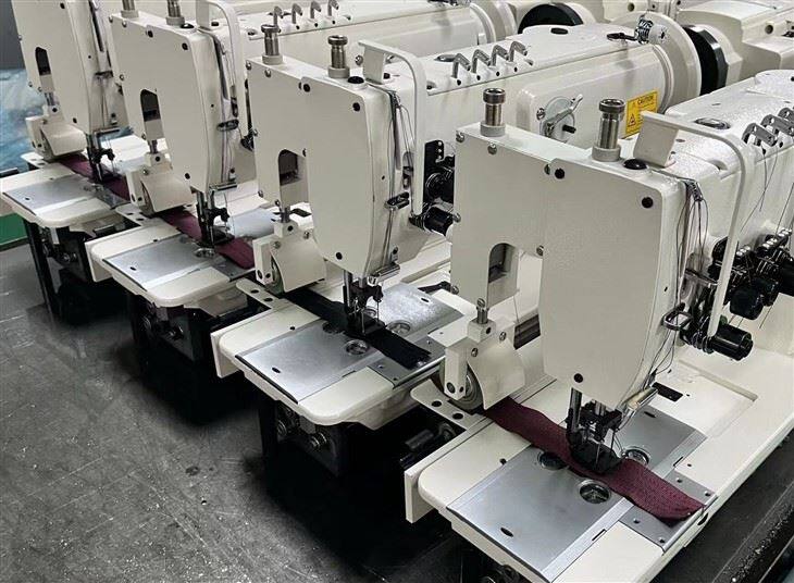 High Speed 4-needle Medium-Heavy Duty Lockstitch Sewing Machine best