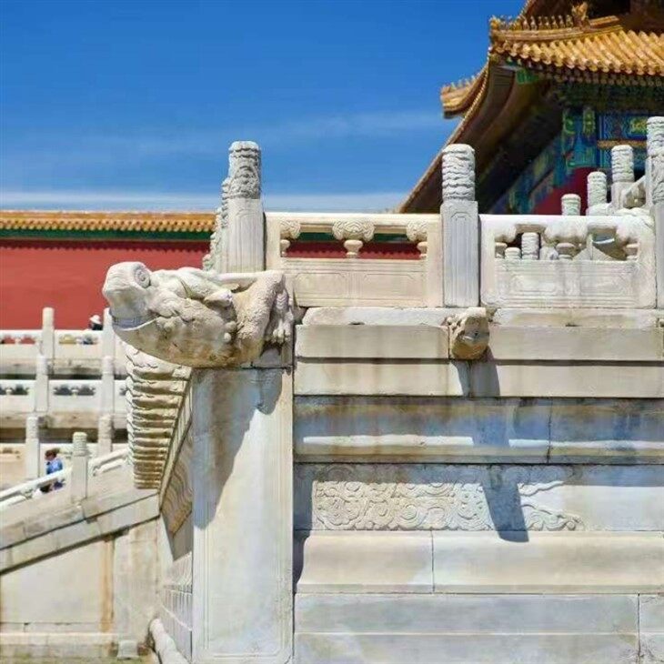 Eating Quanjude roast duck