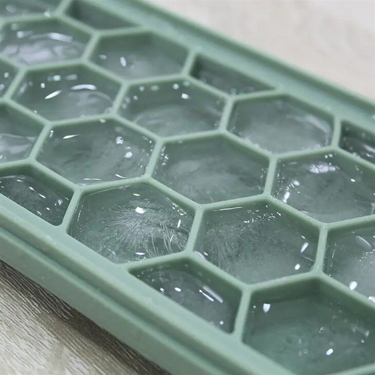 Square Ice Cube Tray With Lid factory