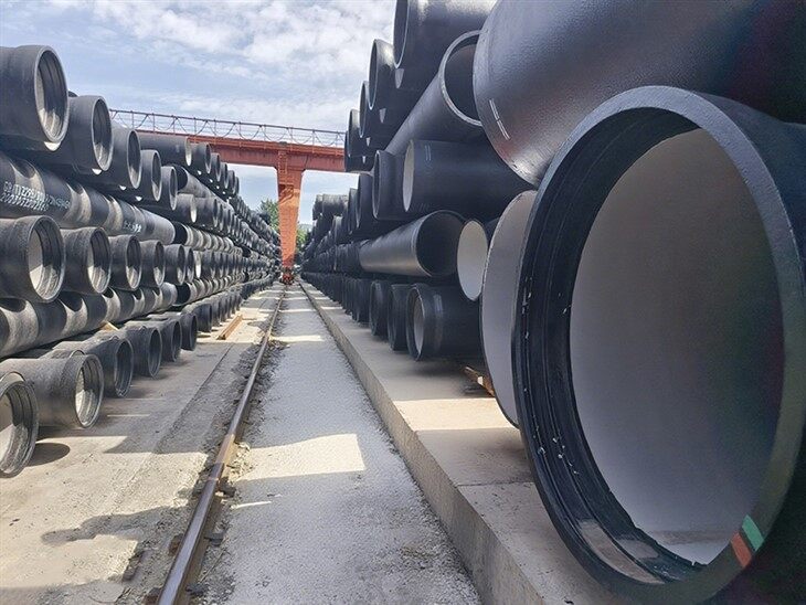 Spheroidal graphite cast iron pipe warehouse