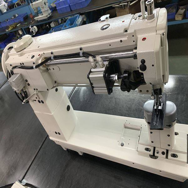 18 Inch Long Arm Walking Foot Post Bed Sewing Machine for Upholstery suppliers