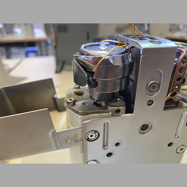 2-Needle 868 Post Sewing Machines for Upholstery factory