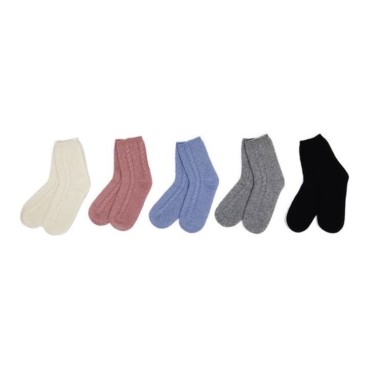 Custom Women Cable Knitted Winter Warm Soft 100% Cashmere Socks