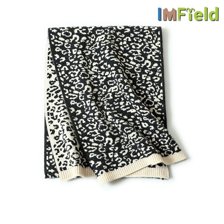 Leopard Weighted Kint Cashmere Jacquard Scarf