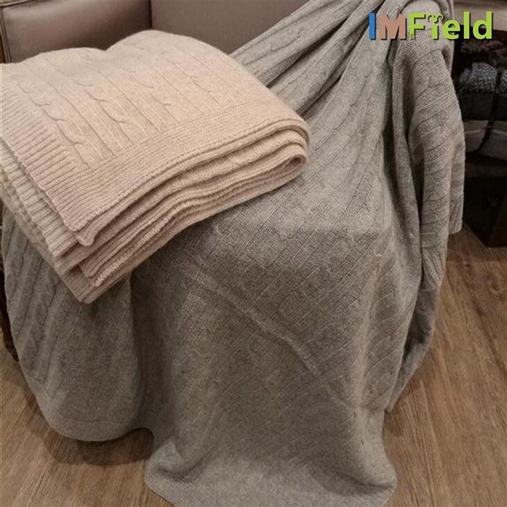 Luxury Thick Wool Cashmere Cable Chunky Knitted Throw Blanket