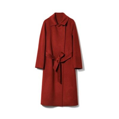 Dlouhý červený kašmírový kabát