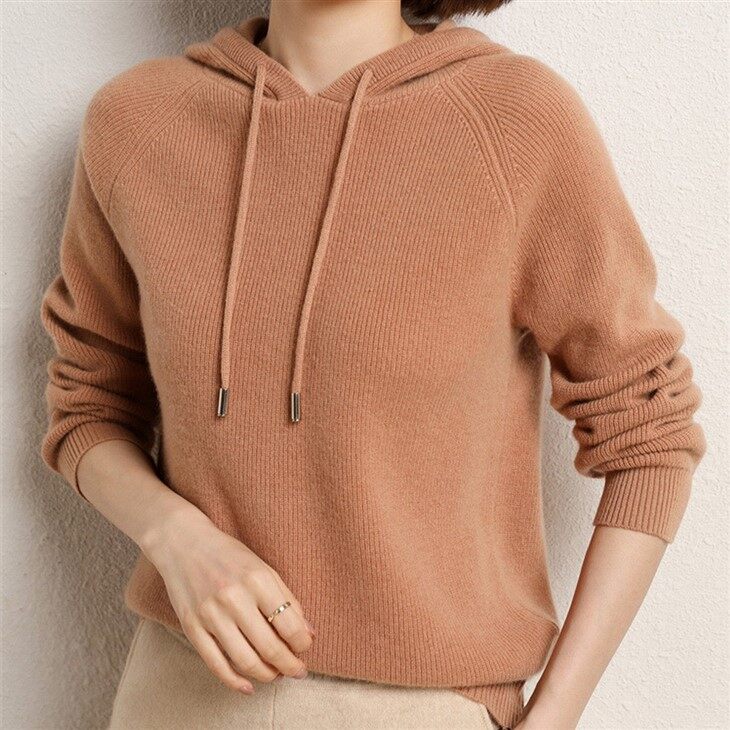 Womans Wool Pullover Hoody