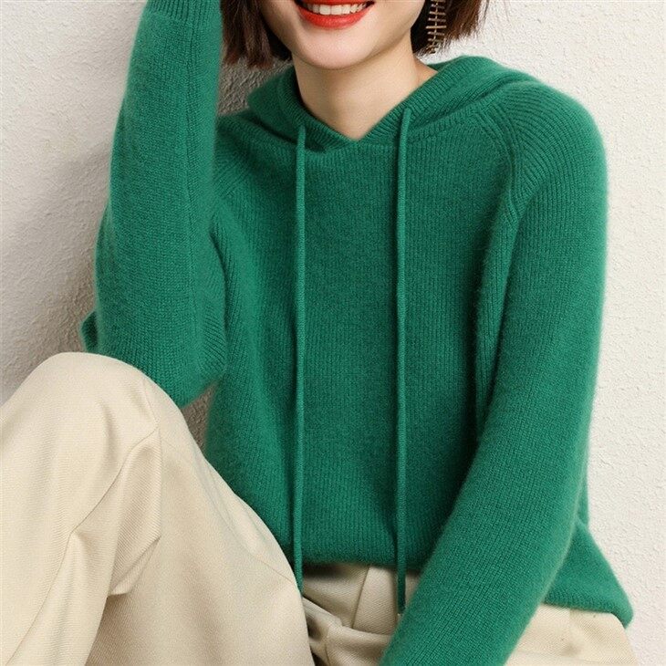 Womans Wool Pullover Hoody