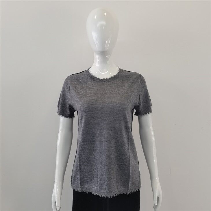 تی شرت و تاپ{0}}ترمه زنانه