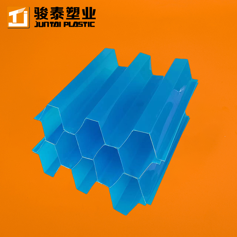 מתנחל צינורות PVC לטיפול בשפכים