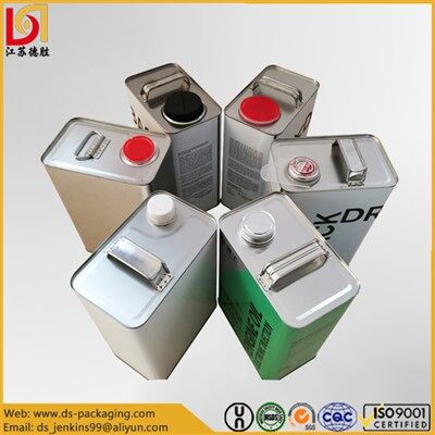 Ürítse ki az 1 gallonos festékdobozokat