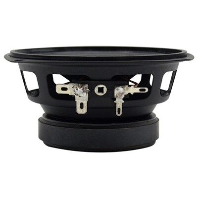 Prestasi tinggi 4- Speaker sepaksi inci