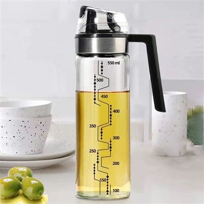 Naftos dozatoriaus butelis virtuvei