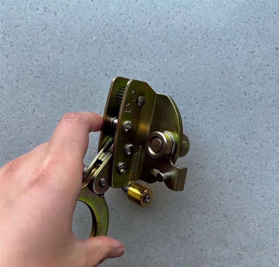 STEEL ROPE GRAB TO USE WITH 5/8