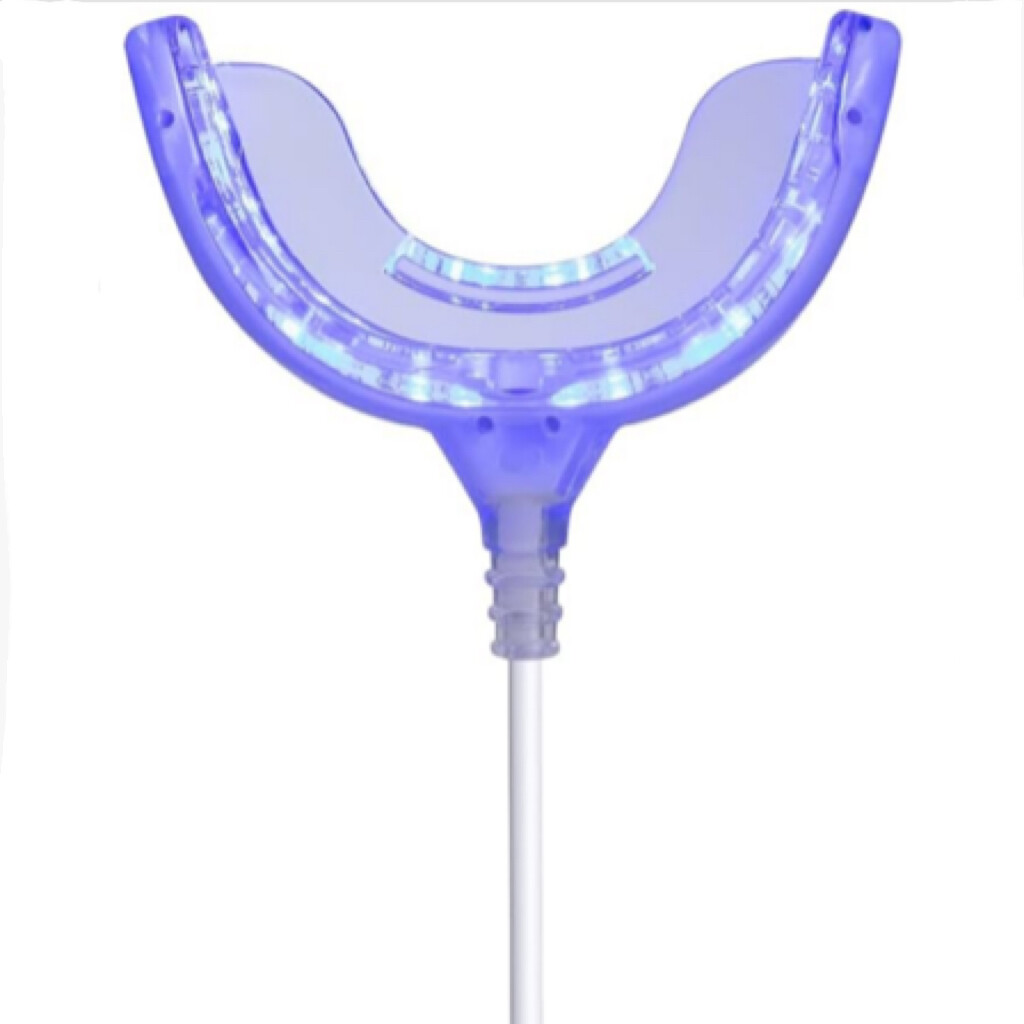 Blå LED -tannbleking lys