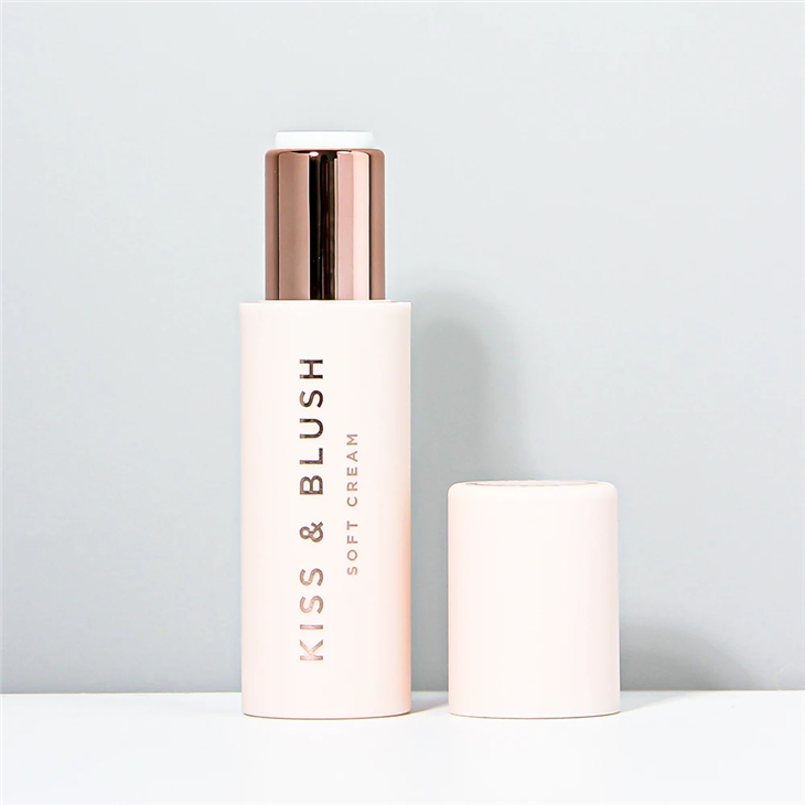 3.8g ブラッシュチューブ包装