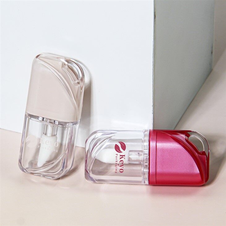 Тюбик з маслом для губ 8,5 мл