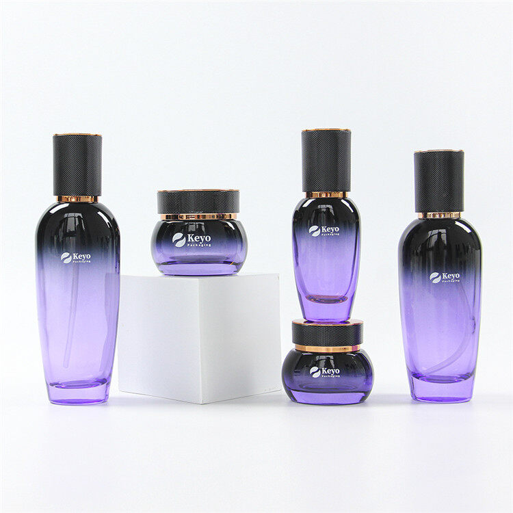 सौंदर्य प्रसाधनों के लिए कंटेनर