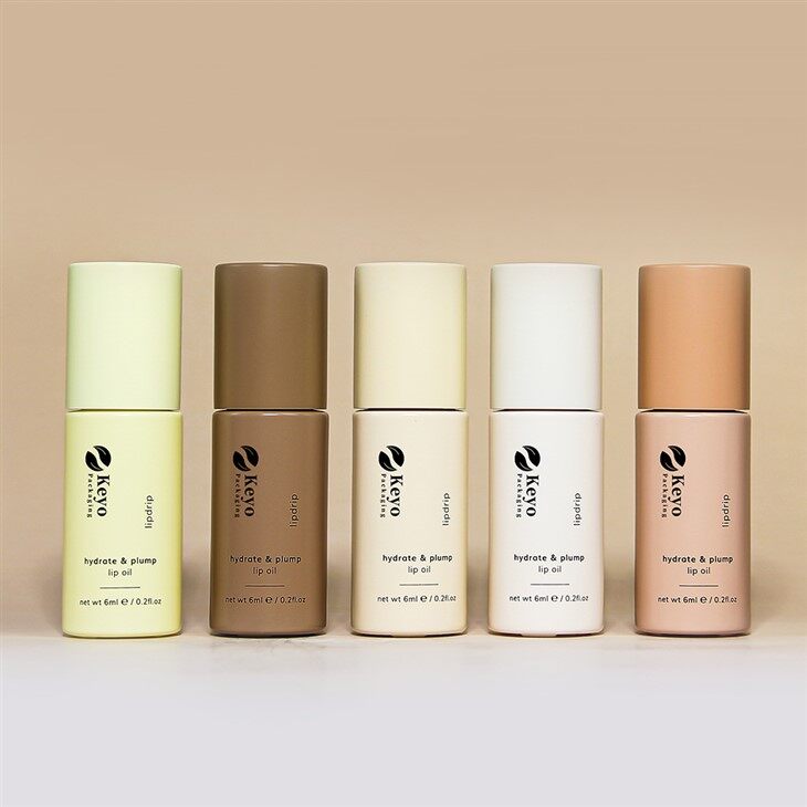 گلاس ہونٹ آئل کی بوتل