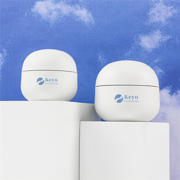 Plastična posoda za kremo za dojenčka