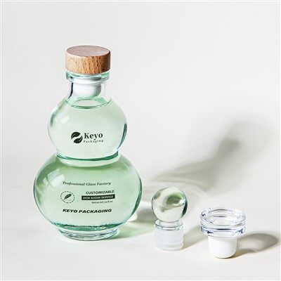 250 ml lahví se skleněnou šťávou