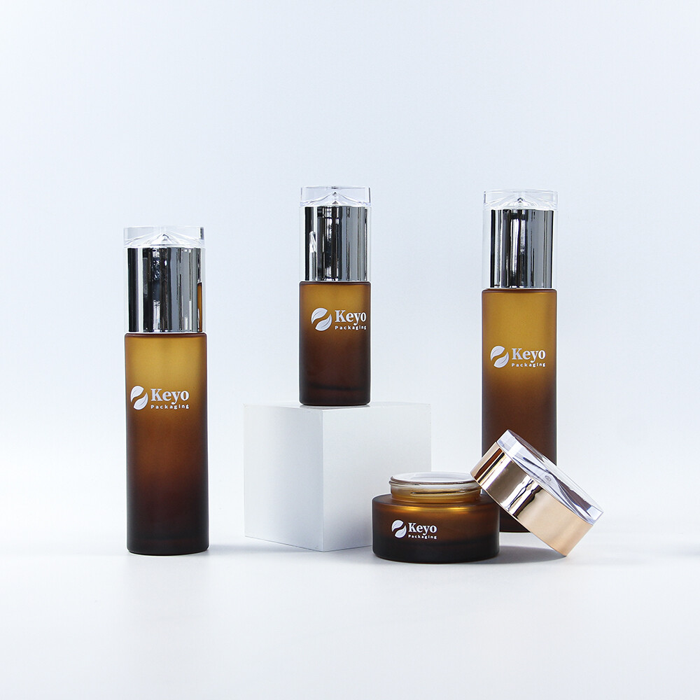 Набір косметичних пляшок