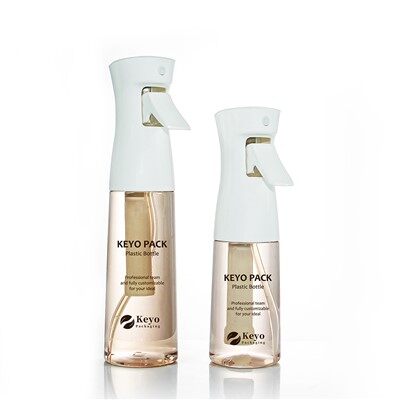 Nastriekajte plastovú fľašu