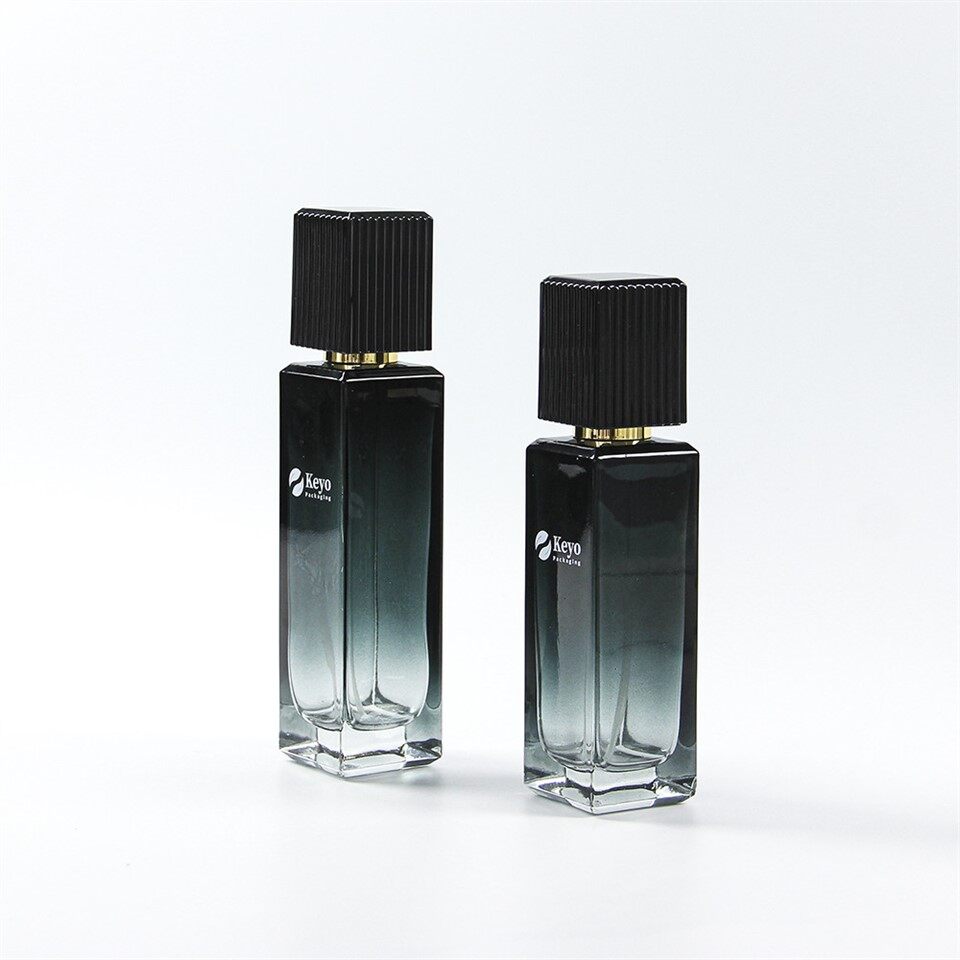 Quadratische Lotionflasche