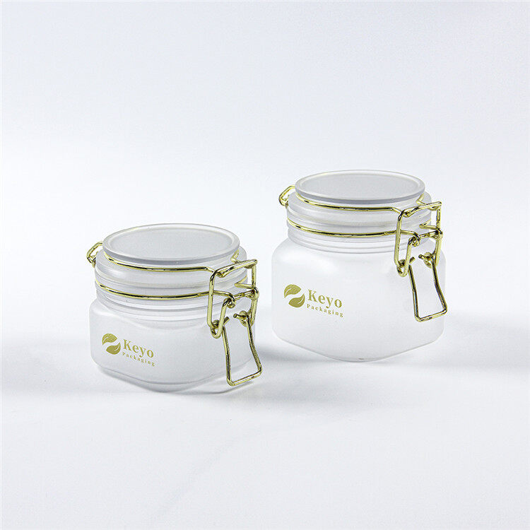 Kosmetikdosen mit weiter Öffnung