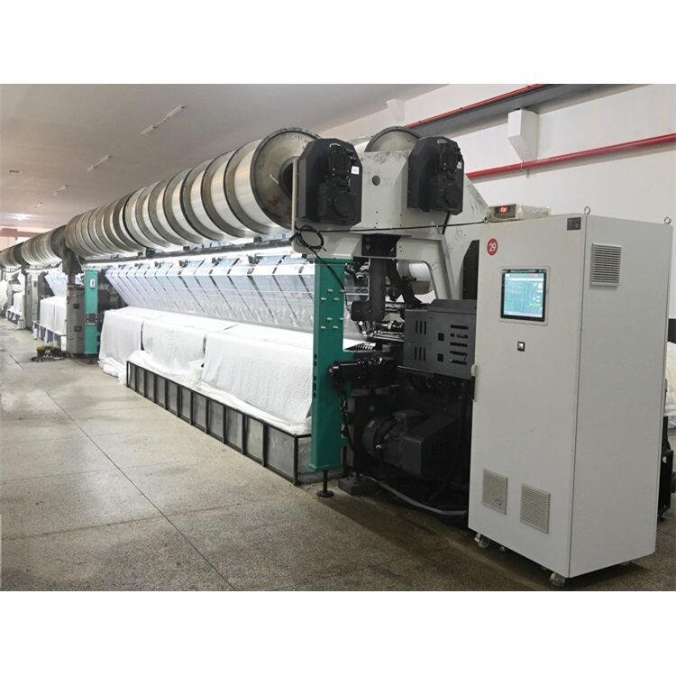 4 개의 가이드 바가있는 트리코 머신