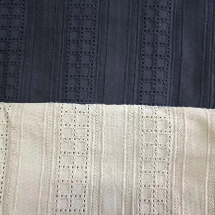 100 Fabraic Bróidnéireachta Cadáis