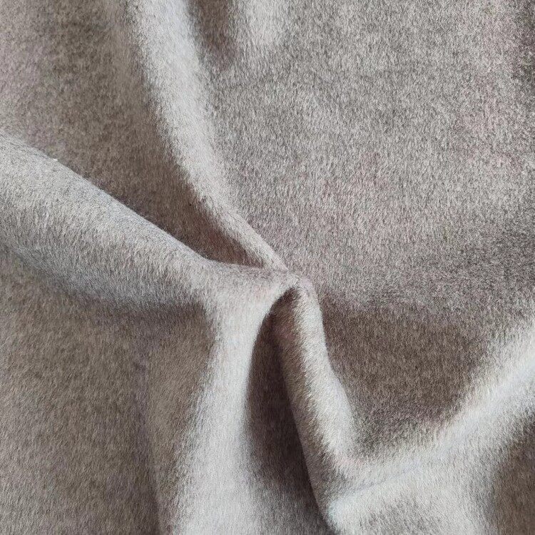 Kain Mantel Beige