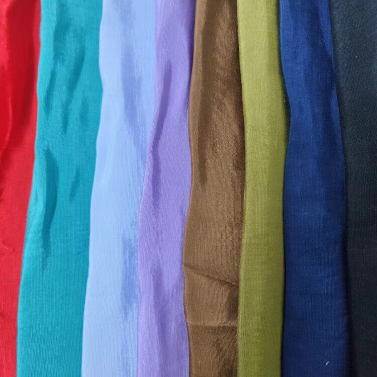 Segatud viskooskangas