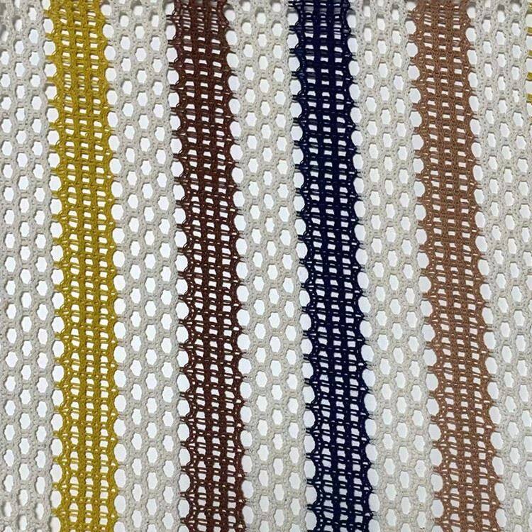 Вязаная крючком полиэстеровая пряжа, окрашенная в полоску ткань