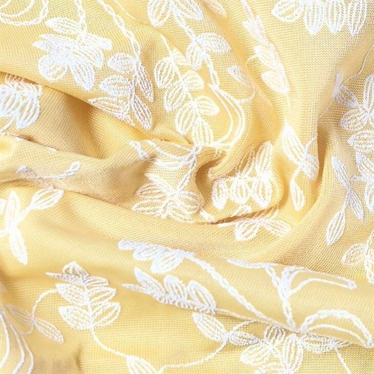 Foam Print Small Leaf Fabric