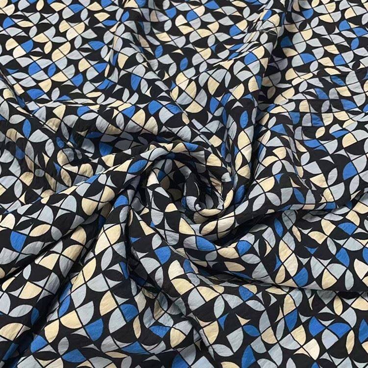 Fabraic Priontála Réón Níolón Geoiméadrach