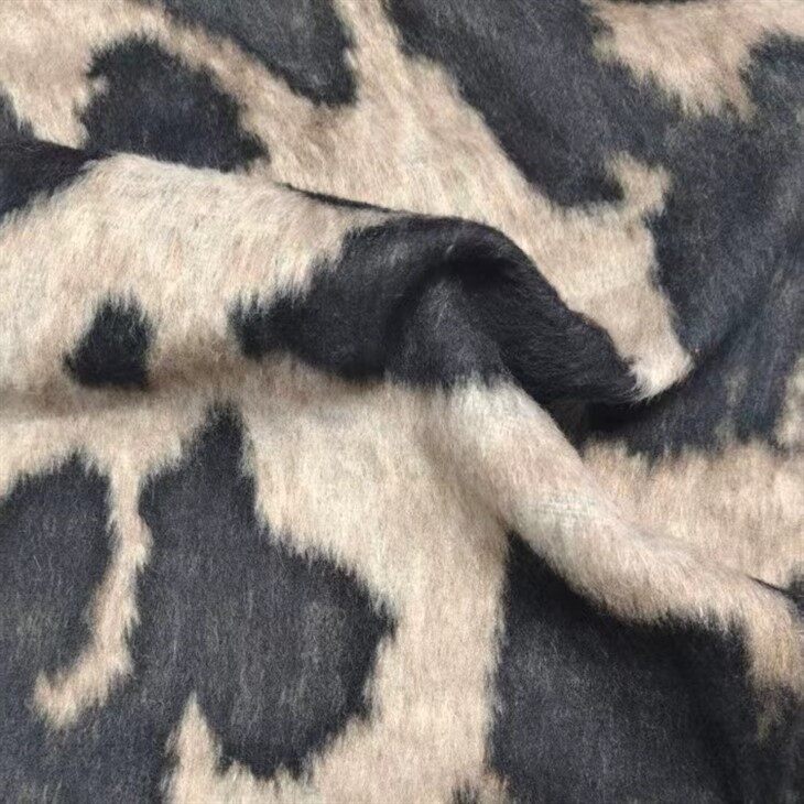 Tissu Jacquard Imprimé Léopard