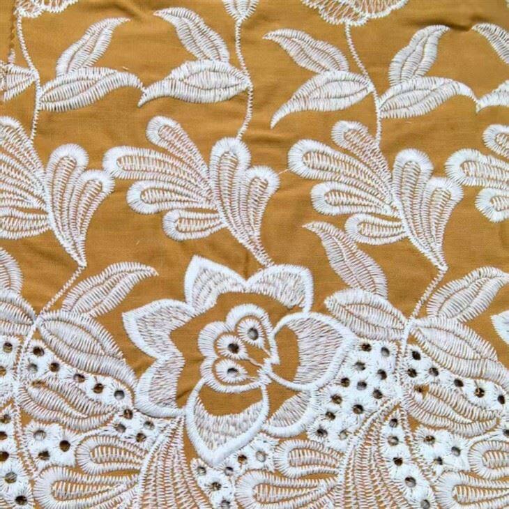 Rayon útsaumur efni