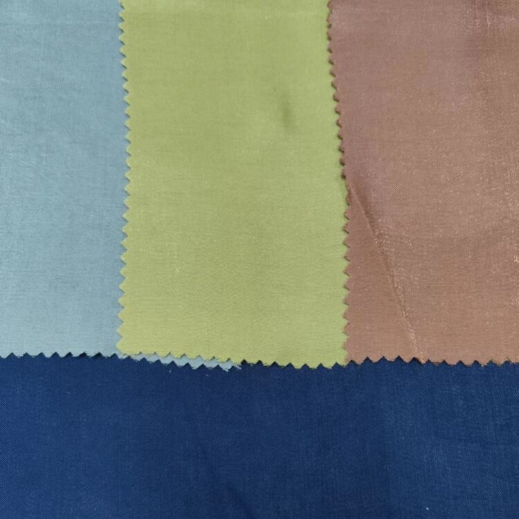 Țesătură satin lucioasă din raion