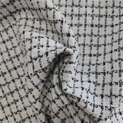 Chaqueta fina estilo Chanel en tejido de tweed